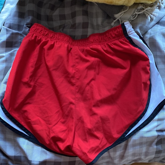 Nike womens tempo running shorts - Picture 2 of 2